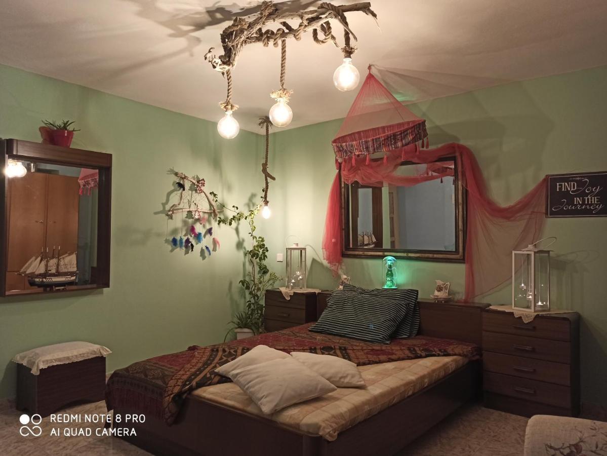 Aegina Town Traditional Lemon House Екстер'єр фото
