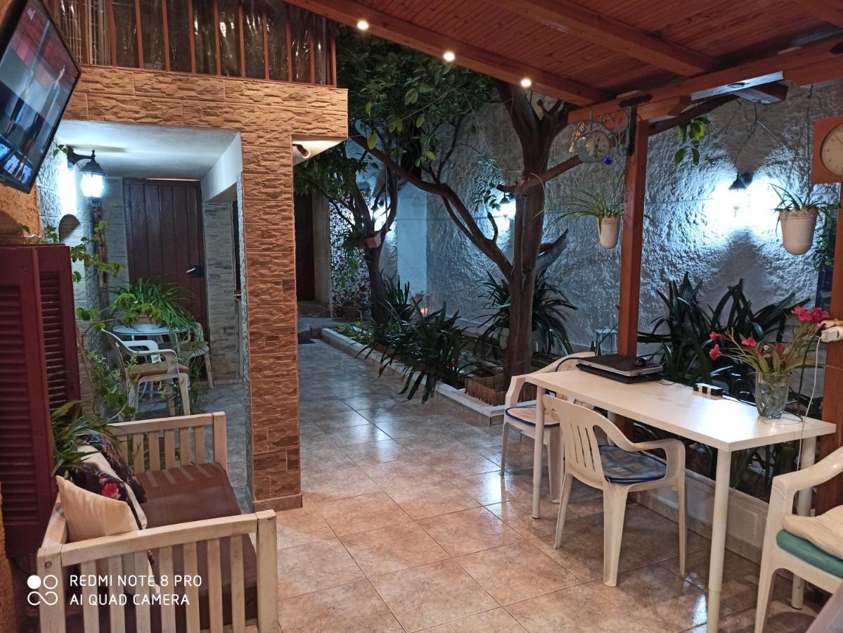 Aegina Town Traditional Lemon House Екстер'єр фото
